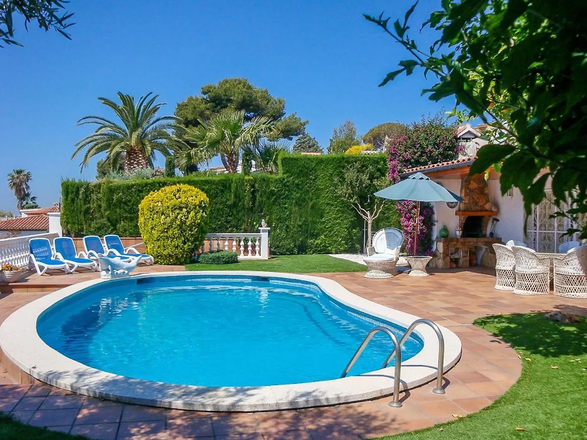Club Villamar - Delfin Lloret de Mar Spain