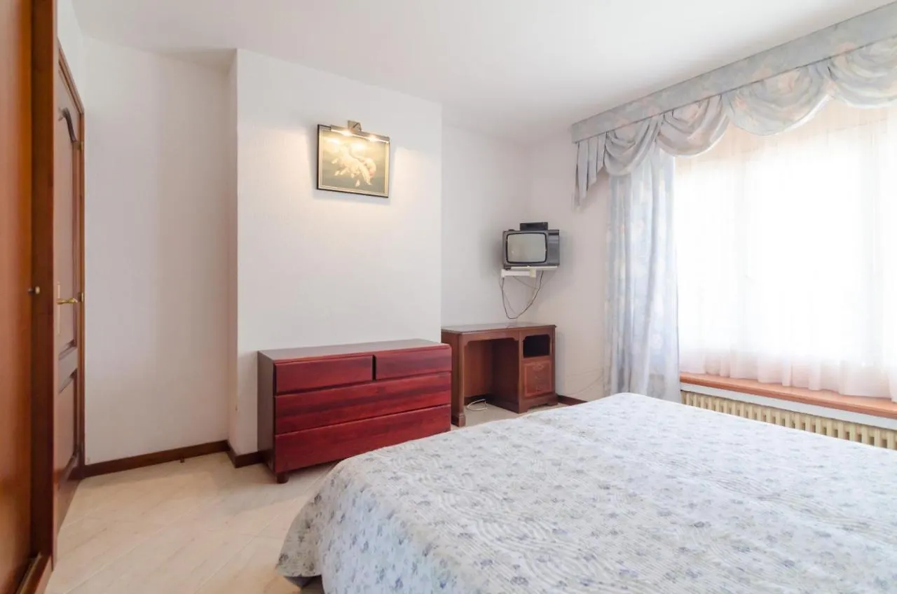 Club Villamar - Delfin Lloret de Mar